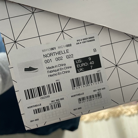 Call it SPRING - Tennis/Laceless Sneakers - Picture 3 of 3